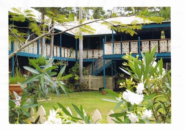 ゴールドコースト リヴィエラ ベッド&ブレイクファースト Bed & Breakfast エクステリア 写真